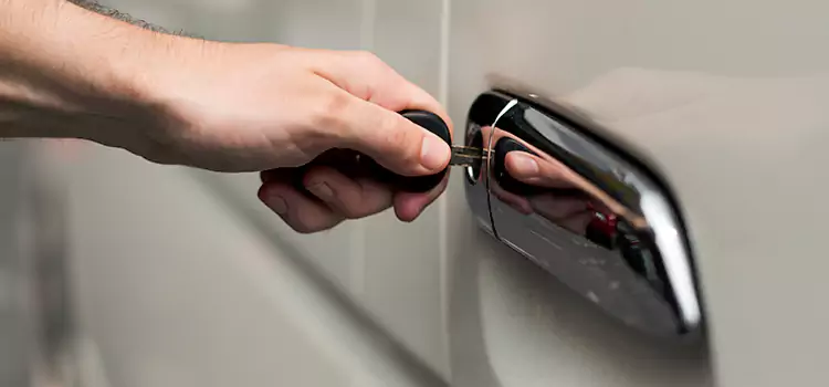Why Choose Our Auto Locksmith Team in Mequon, WI?