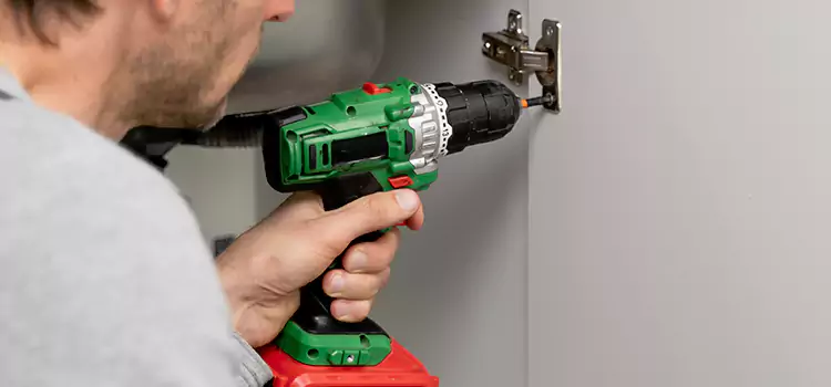 Commercial Door Hinge Repair Mequon