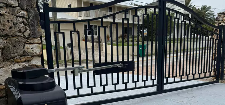 Swing Gate Opener with Keypad Mequon